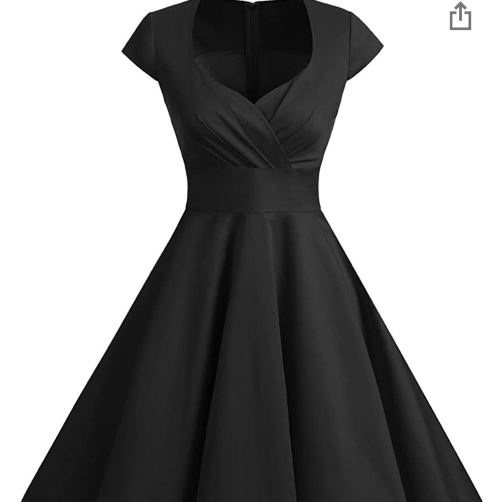 Retro short sleeve black dress